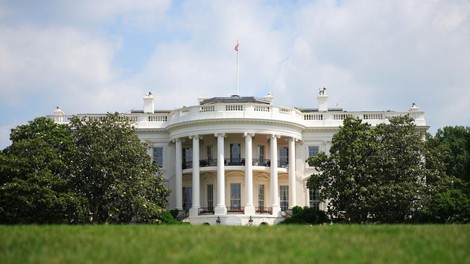 Pretreseni Američani: v bližini Bele hiše umrli dve osebi