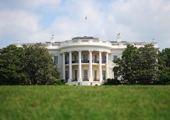 Pretreseni Američani: v bližini Bele hiše umrli dve osebi