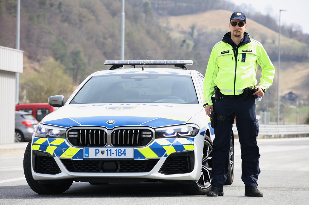 Pozor! Policisti bodo prežali na voznike, posebej pozorni bodo na ... (foto: Aleksandra Saša Prelesnik)