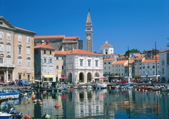 Pozor! Piranski policisti svarijo turiste pred tatvinami