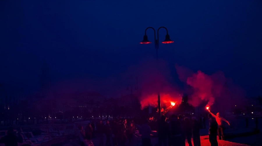 VIDEO: Splitski navijači v središču mesta sejali strah (foto: Profimedia)