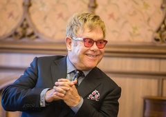Nevsakdanje sodelovanje? Ne boste verjeli, s kom bo Elton John izdal novo pesem