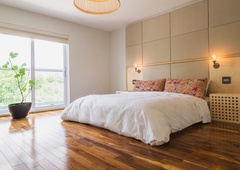 'Položaj mrtveca' ali 'položaj krste': TO je po feng šuiju v spalnici PREPOVEDAN položaj