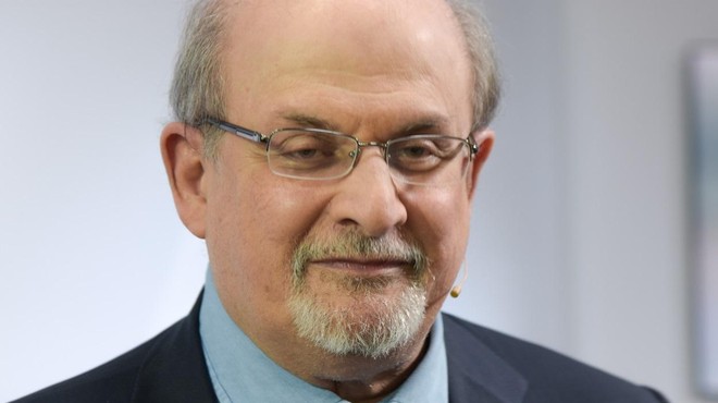VIDEO: Na odru je bil napaden pisatelj Salman Rushdie (foto: Profiemdia)