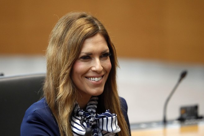 Razpad stranke pred vrati? Po Logarju iz SDS izstopila še Eva Irgl