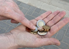 Povprečna plača v Sloveniji znova NIŽJA. Kako to pojasnjujejo pristojni?