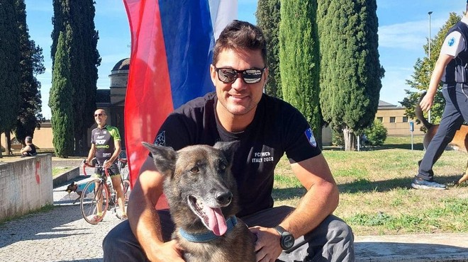 Celjan Tomaž in njegov pes Gringo do izjemnega uspeha na svetovnem prvenstvu (foto: Facebook/Enota reševalnih psov Slovenije)