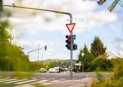 Ste opazili nove prometne znake v Ljubljani? Preberite, kakšna pravila določajo