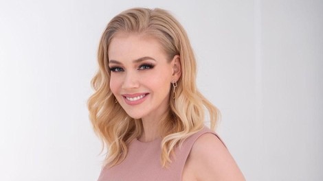 Jelena Rozga v objemu znanega pevca: "Želela sem samo njega!"