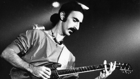 Legendarni Frank Zappa: po petdesetih letih bo izšel koncertni album iz Ljubljane