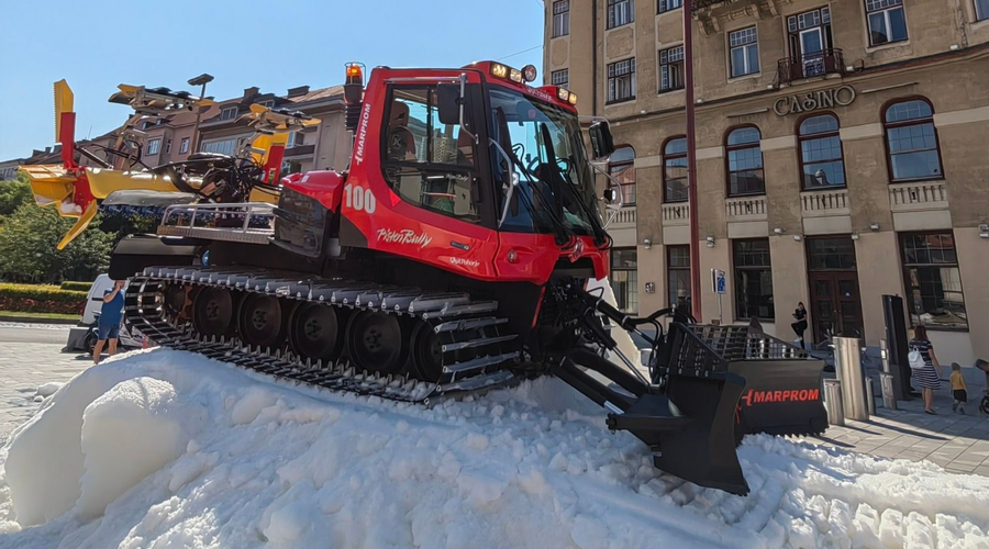 V Mariboru je sneg! Kako je to možno? (foto: Facebook/Skupina JHMB)