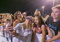 Janja Garnbret je po drugem mestu v Kopru še vedno oboževana: "Janja, ti si moj idol!"