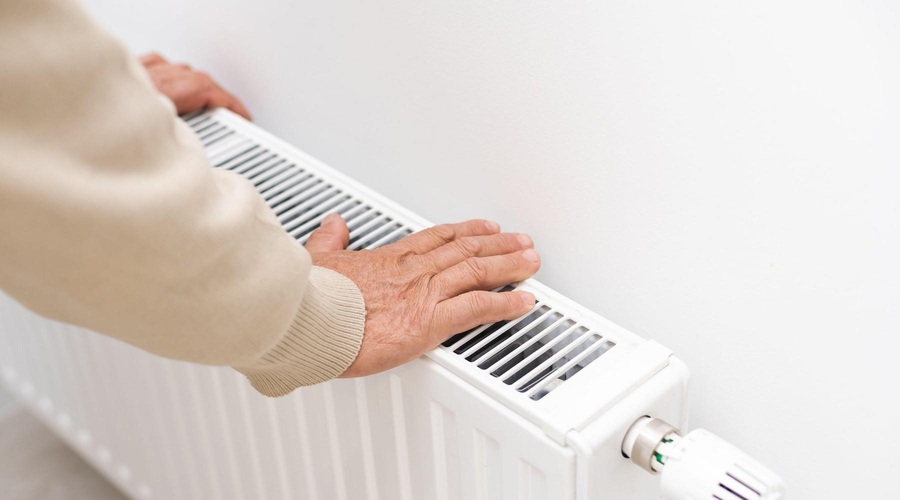 Pogoji za ogrevanje izpolnjeni, radiatorji pa ostajajo hladni. Kako je to možno? (foto: Profimedia)