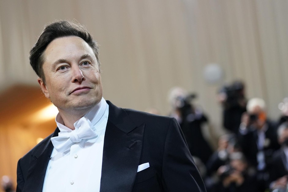 O milijarderju Elonu Musku je znanega veliko. Trenutno je drugi najbogatejši človek na svetu, star je 51 let, trikrat poročen …