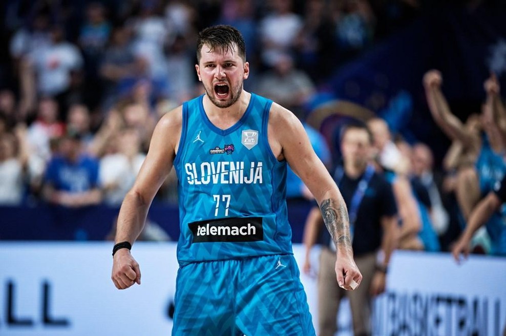 Zdaj je znano! Proti komu bodo igrali naši košarkarji v Berlinu? (foto: FIBA)