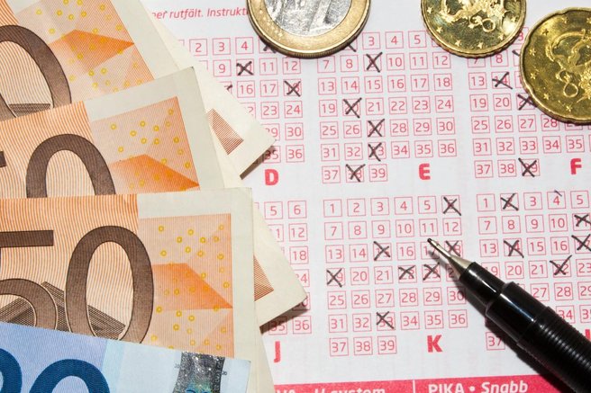 Padel nov rekord v igri Loto: glavni dobitek prvič ...
