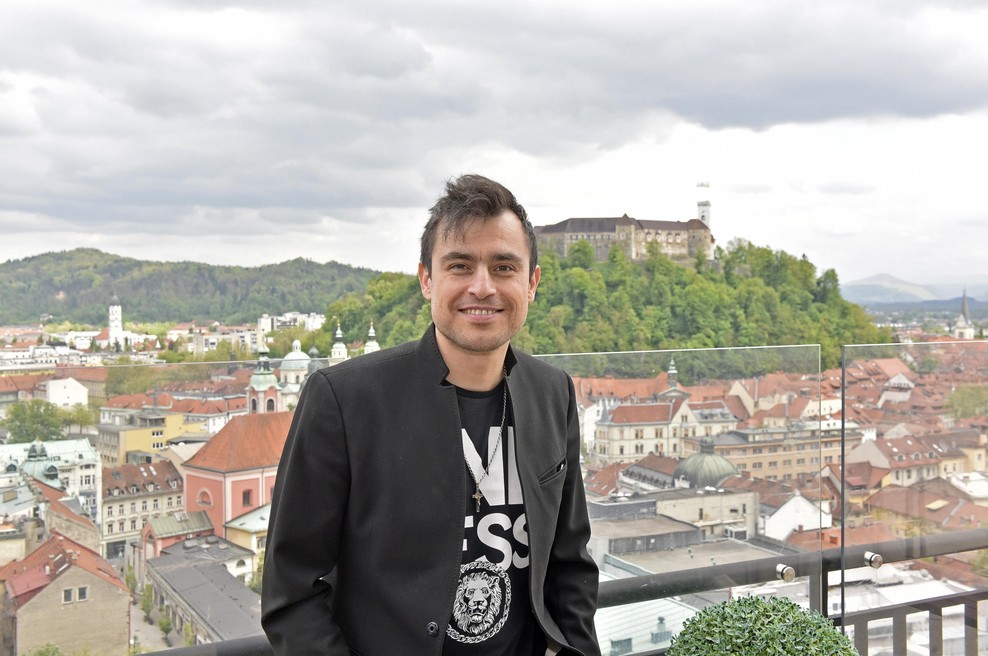 Omar Naber: "Tudi sam si želim magične ljubezni za vse življenje ..." (foto: Bobo)