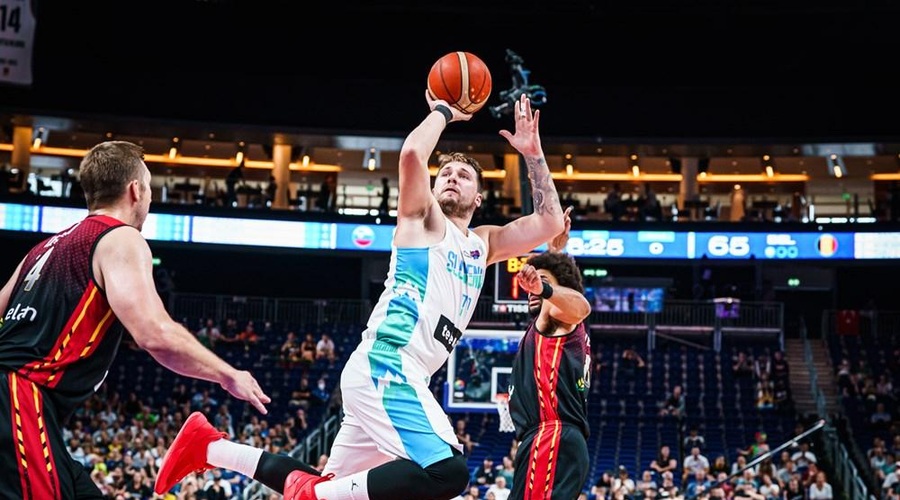 Razkritje reprezentančnega zdravnika: vsi imajo težave. Tudi Luka Dončić! (foto: FIBA)