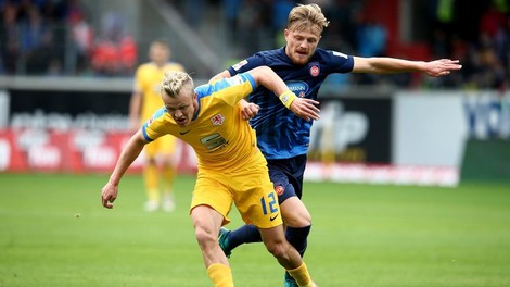 Presenetil vse: spogledoval se je z Olimpijo, v Maribor ni želel, na koncu izbral drugoligaša