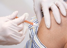 Vnovič na cepljenje proti koronavirusu: NIJZ nov odmerek priporoča le določenim državljanom