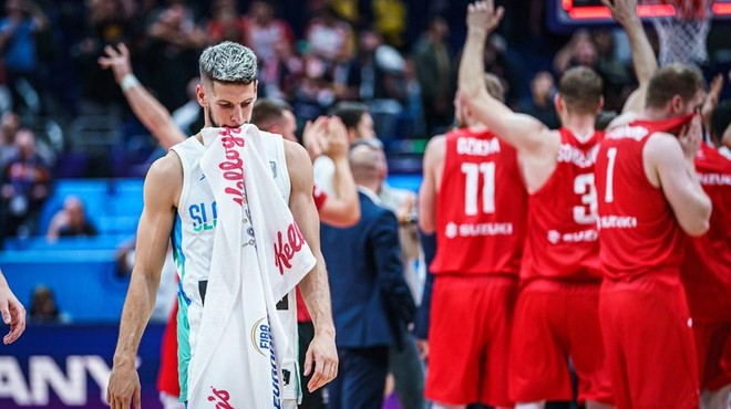 Slovenija po neuspehu na EuroBasketu izgubila stik z najboljšimi (foto: FIBA)