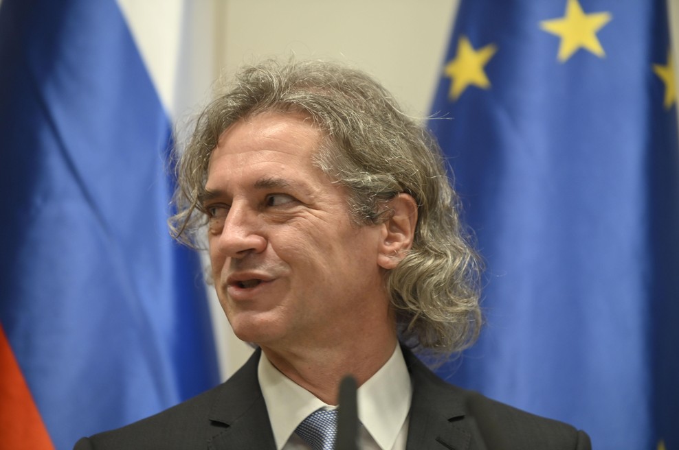 Golob namignil, koga bo podprl na predsedniških volitvah (foto: Bobo)