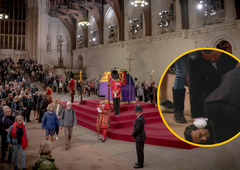 Med bedenjem ob krsti kraljice Elizabete II. prišlo do incidenta