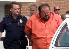 Kakšna sreča za trojnega morilca! Preživel je usmrtitev z injekcijo