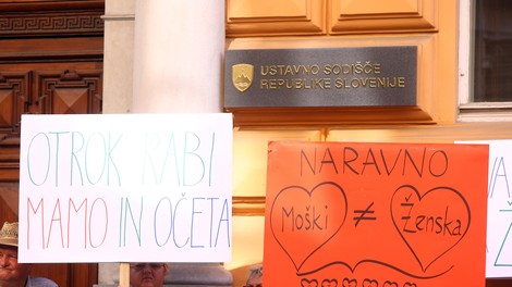 Mesec nam je razkril, kaj meni o protestu proti LGBTQIA+ skupnosti: "To je nepojmljivo dejanje"