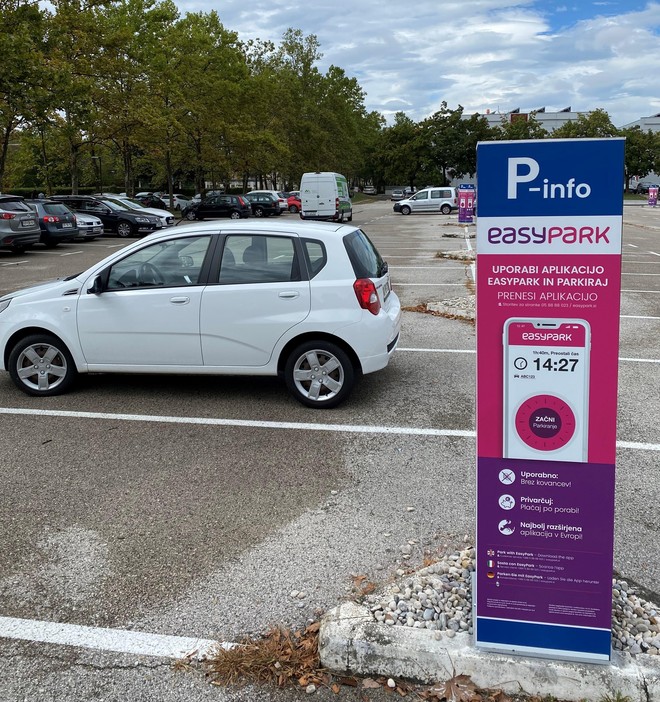 Prvo parkirišče z EasyParkovim CameraParkom v Ljubljani (foto: EasyPark)