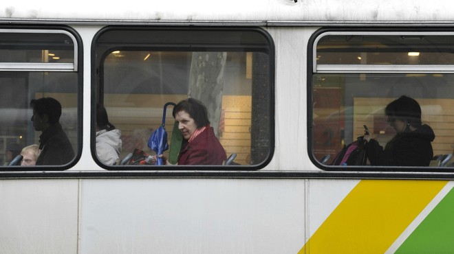 Kako dolgo bo še javni prevoz v Sloveniji brezplačen za ukrajinske begunce? (foto: Bobo)