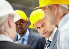 Stanje v gospodarstvu alarmantno: odpustili bodo več sto delavcev, nekateri bodo prisiljeni zapirati