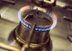 Če želimo preživeti zimo, moramo močno zmanjšati porabo plina