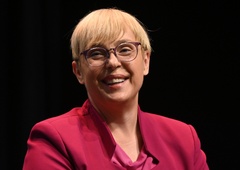 Nataša Pirc Musar: našli smo njeno fotografijo iz leta 1992, na kateri je precej drugačna