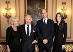 Saga o kraljevem portretu se nadaljuje: poglejte, kako sta Harry in Meghan vrnila udarec!