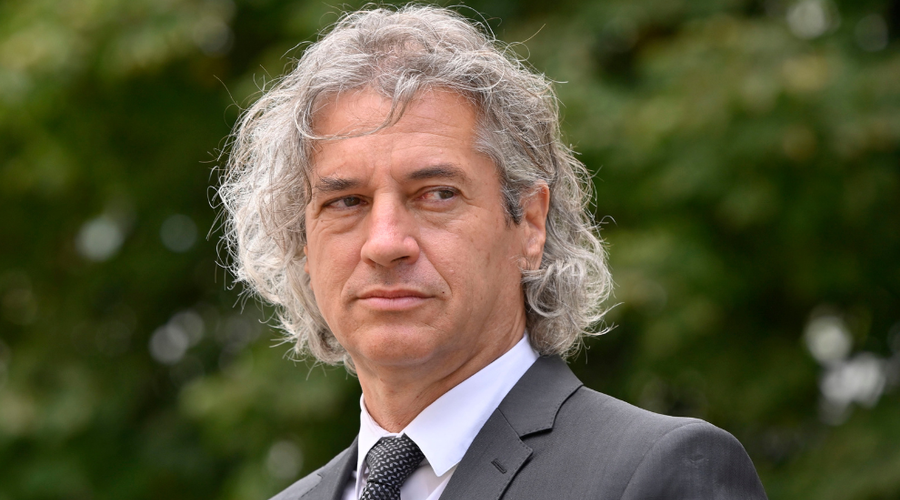Robert Golob ni prepričan, ali lahko rešitev najde čez noč. Za kaj gre? (foto: BOBO)