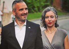 Janez Cigler Kralj z ženo odplesal strastno salso. Tako sta se zavrtela (VIDEO)