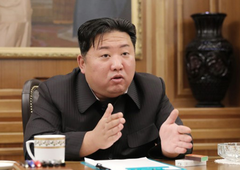 Severna Koreja sosednje države razjezila z "resno provokacijo"
