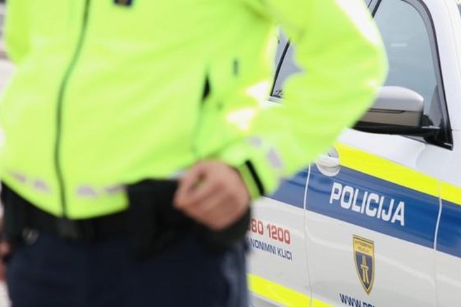 Incident na območju Magdalenskega parka: moški huje poškodovan