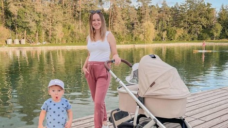 Slovenska pevka delila posnetek: ko je vstopila v otroško sobico, je naletela na tak prizor