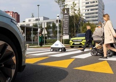 V Ljubljani nam bodo cesto pomagali prečkati roboti