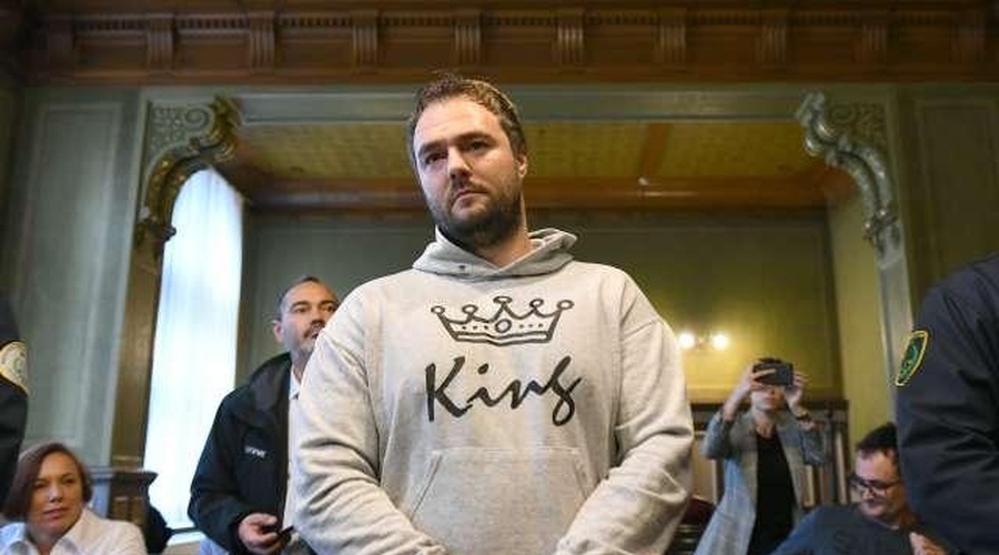 Razvpiti Sebastien Abramov spet na sodišču, po aferi odrezana roka zdaj še sum umora (foto: STA)