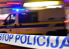 Kljub zaviranju trčil v 82-letnika, ki je podlegel poškodbam