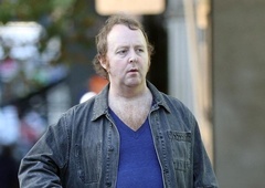 Bi ga prepoznali? Sin slavnega glasbenika je videti kot njegov dvojnik