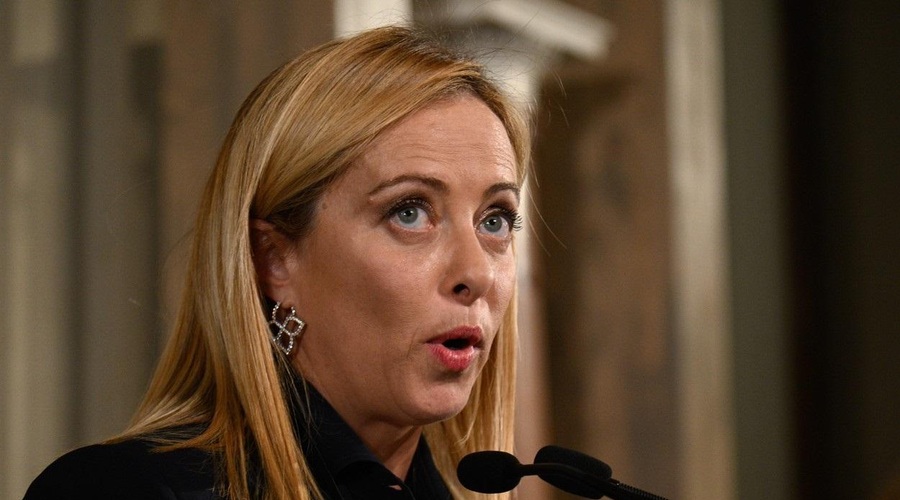 Ljubezenska drama italijanske premierke ugledala konec (foto: Profimedia)