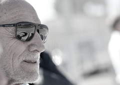 Umrl ustanovitelj najbolj znane energijske pijače na svetu, ki je oblikoval tudi svetovni šport