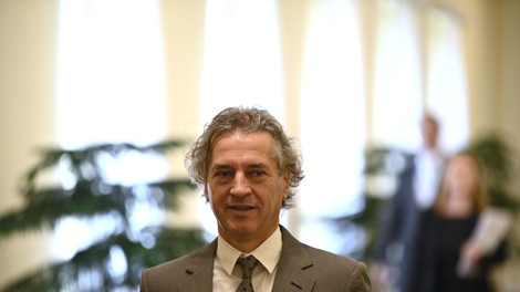 Golob je KPK-ju napačno poročal o svoji plači in premoženju