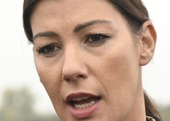 Zaradi spornega posla bodo letele glave: Dominika Švarc Pipan izpostavila odgovornega generalnega sekretarja