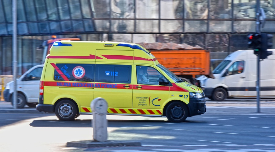 V Ljubljani prišlo do verižnega trčenja (foto: Bobo)