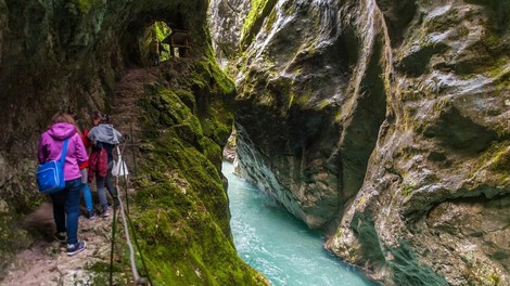Kakšno priznanje! Ugledna revija National Geographic je našo državo uvrstila med ...